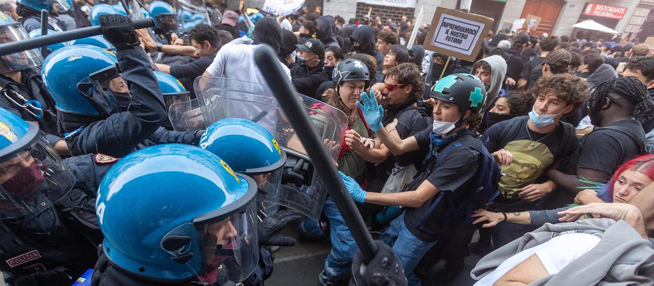 Gewalttätige Proteste in Italien gegen steigende Lebenshaltungskosten