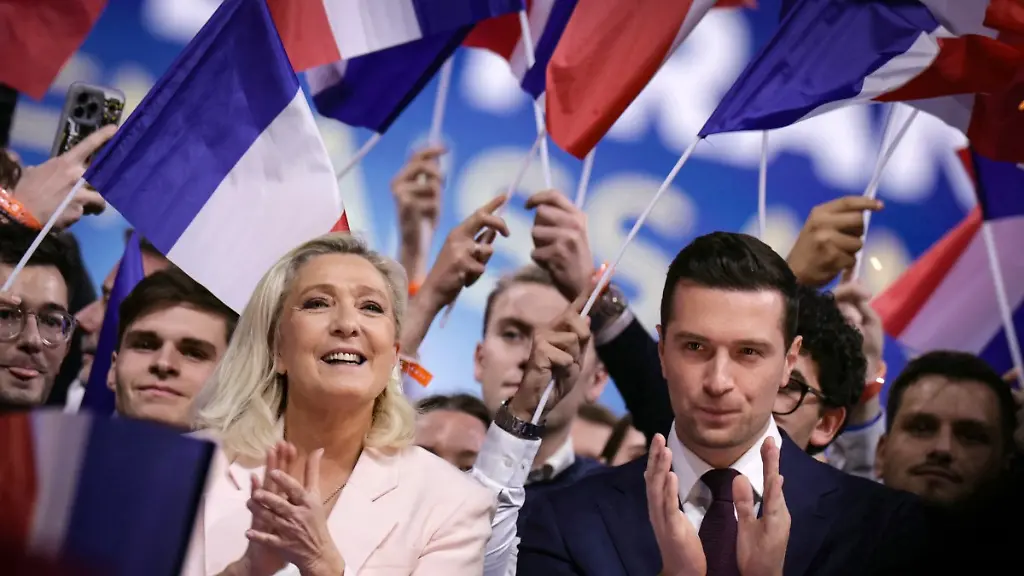 Rechtsnationale in Umfragen vorn