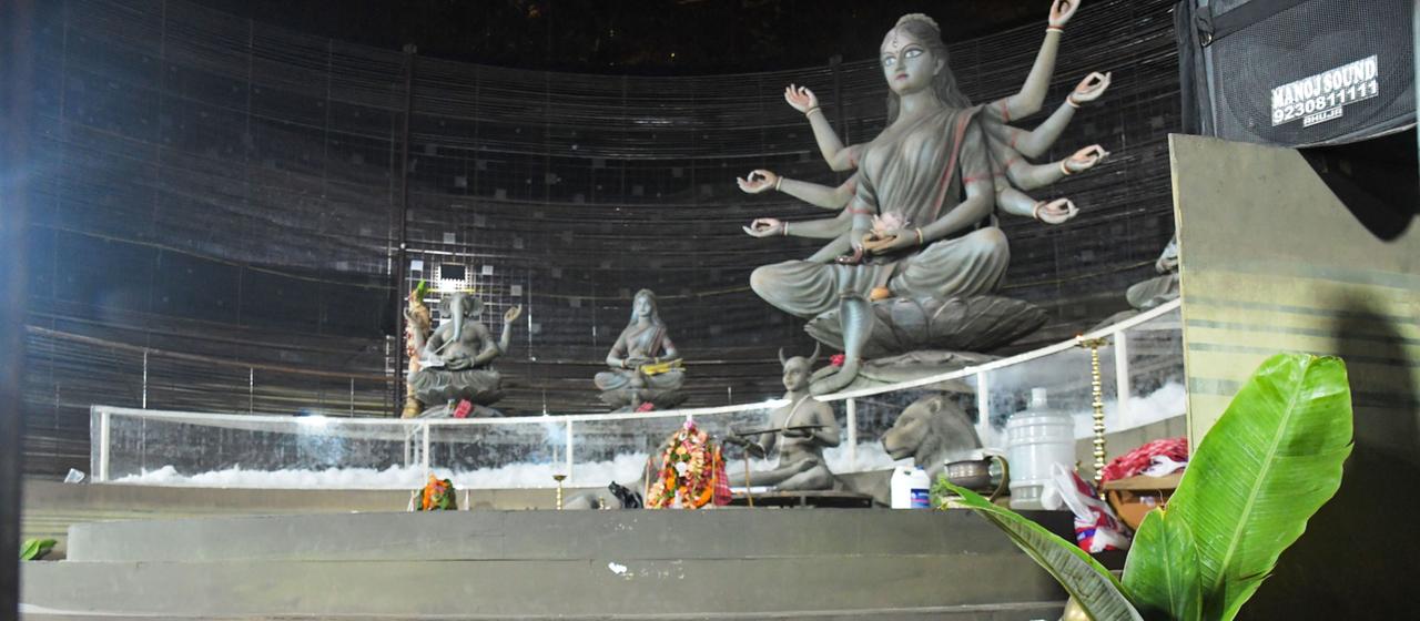 Tragische Massenpanik während des Durga Puja Fests in Indien