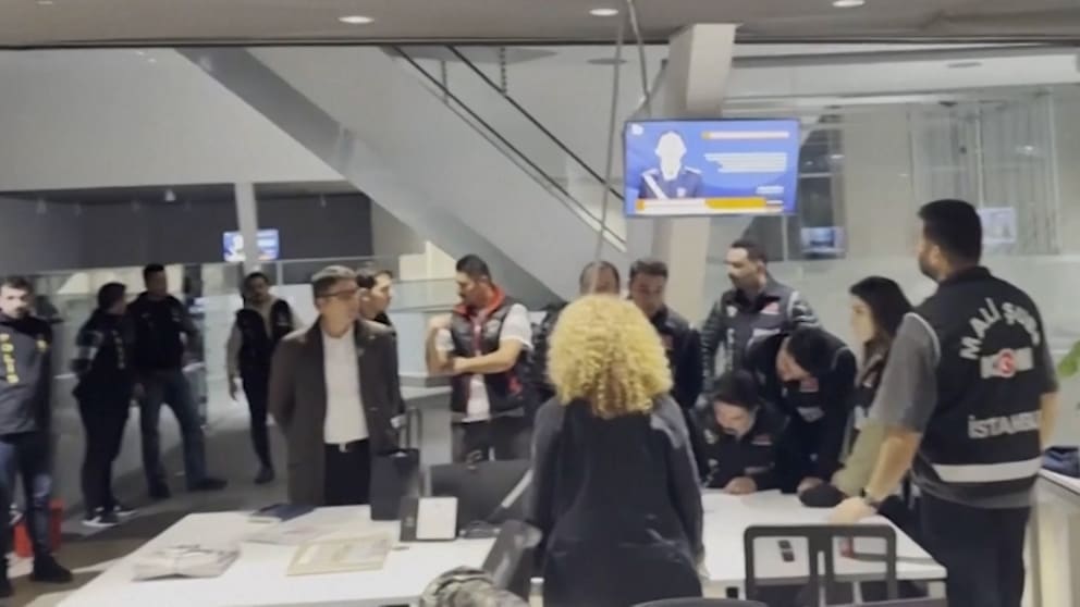 Polizeieinsatz bei Halk TV: Ein Angriff auf die Pressefreiheit?