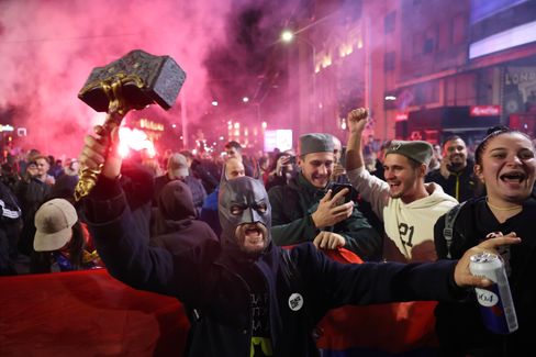 Vučić gesteht Wahlniederlage ein