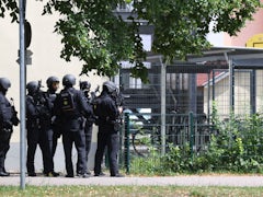 Ermittlungen zu rechter Gewalttat und Waffenrecht: Fälle in Schongau und Berngau